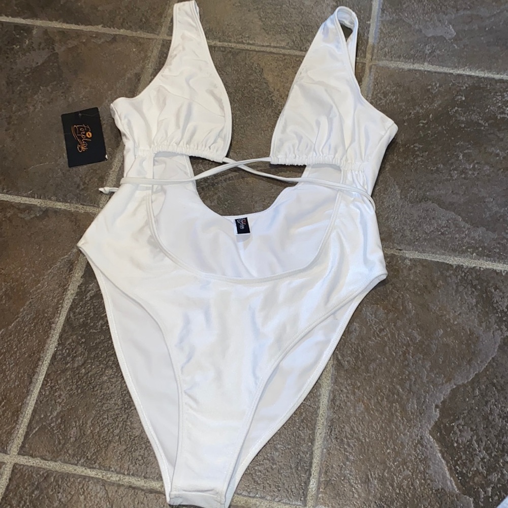 Cut-Out One Piece Bathing Suit